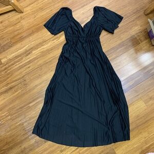 ASOS DESIGN Maternity Maxi Dress Womens Size‎ 6 V Neck Short Sleeve Black NWT